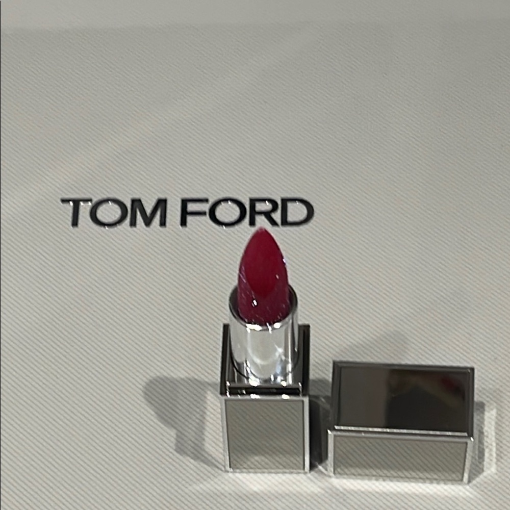 Tom Ford Lip Spark Lipstick Shade: 08 Dazed